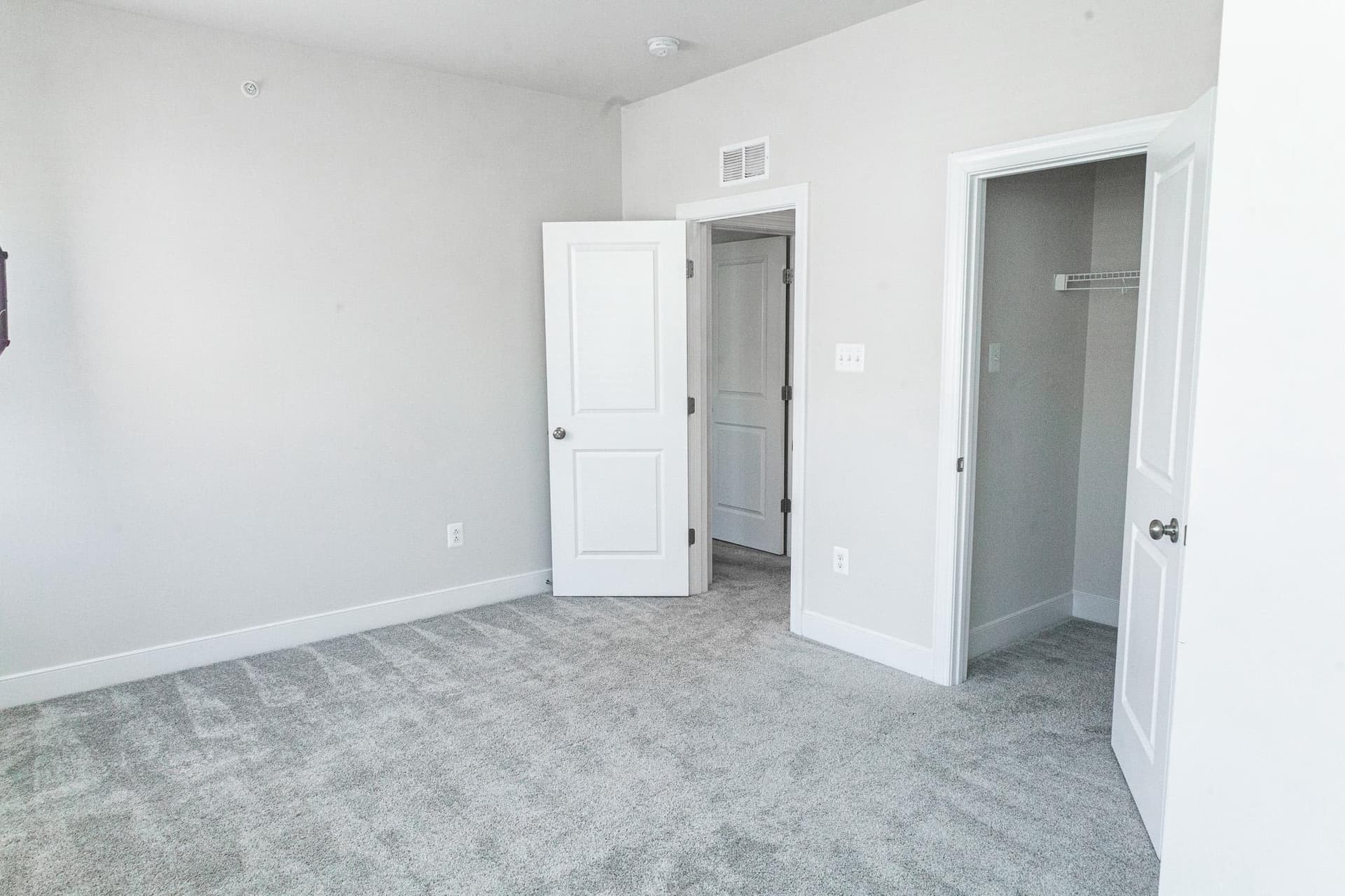 12207 American Chestnut Road photo 10