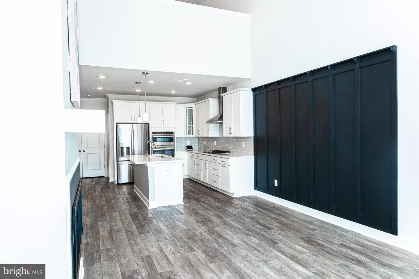 12207 American Chestnut Road photo 5