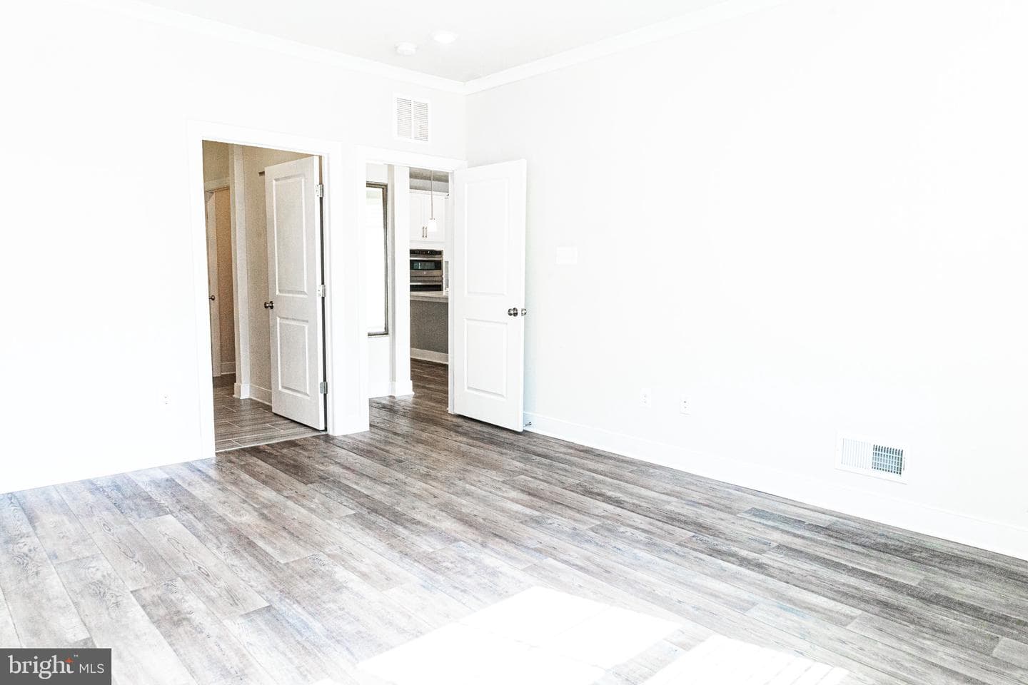 12207 American Chestnut Road photo 6