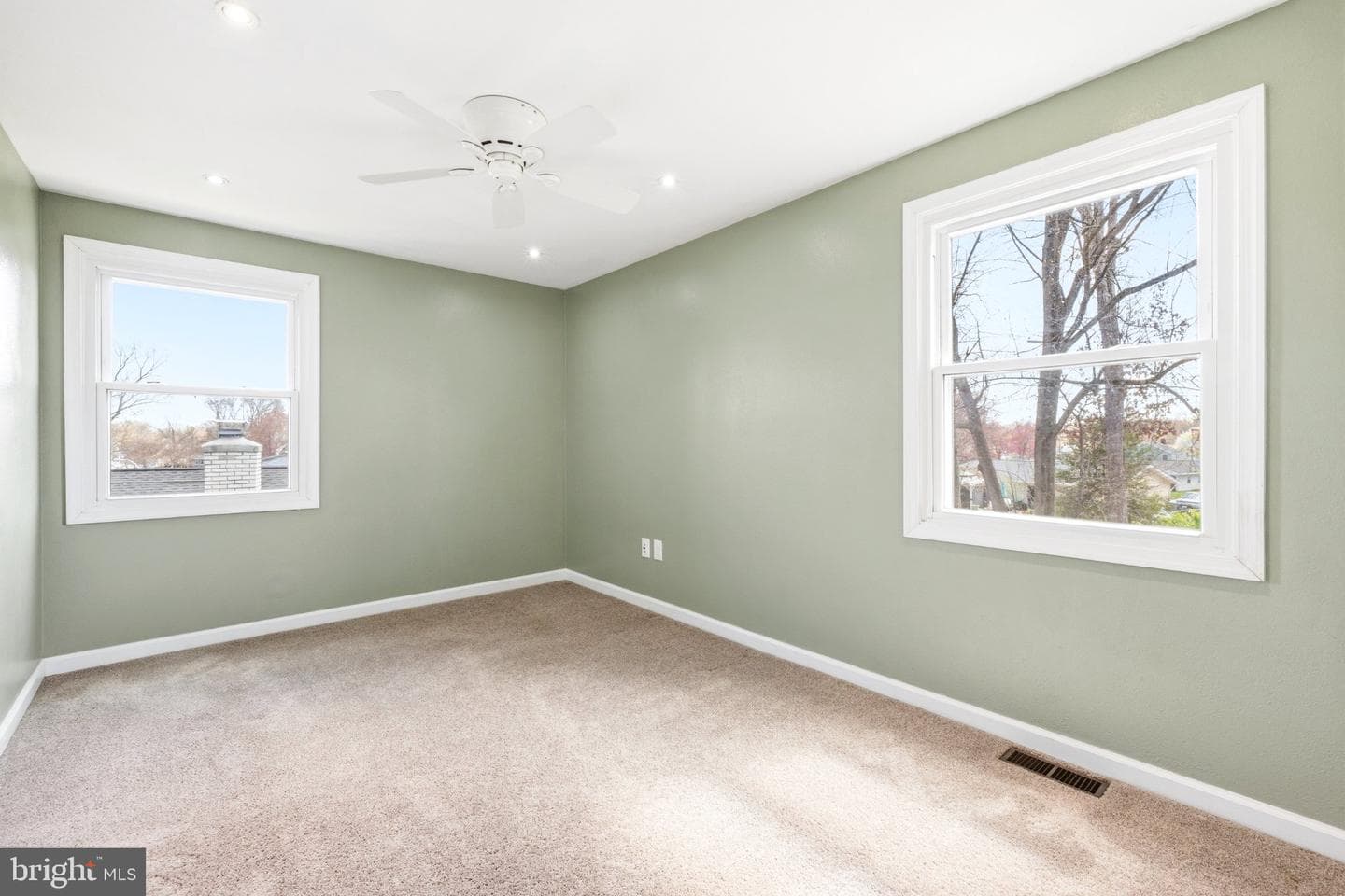 12423 Chalford Lane photo 21