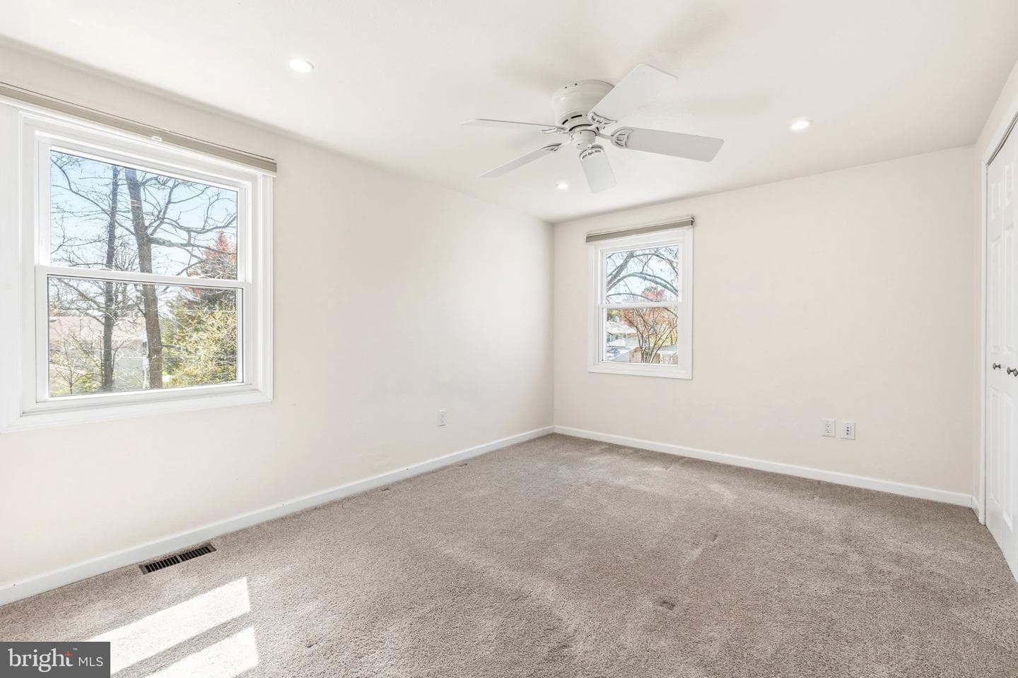 12423 Chalford Lane photo 23