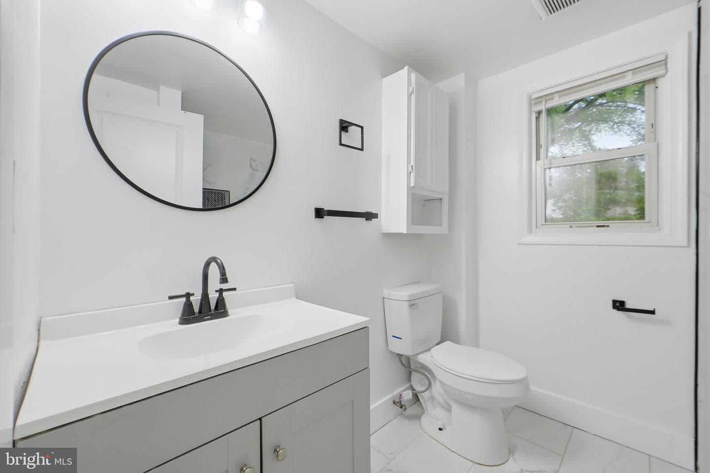 5906 Berwyn Road photo 21