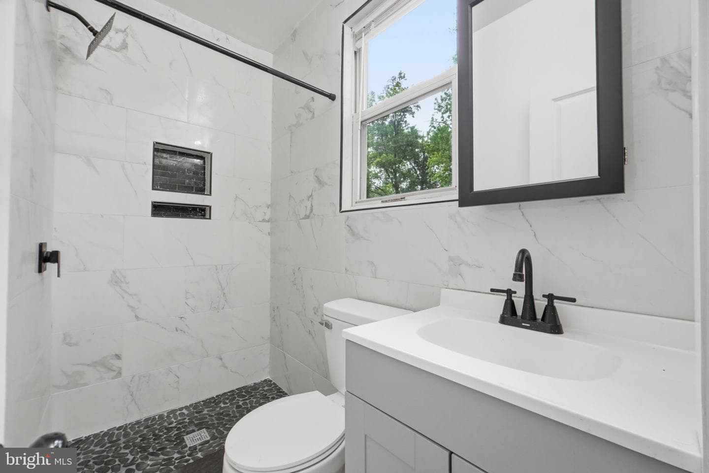 5906 Berwyn Road photo 24