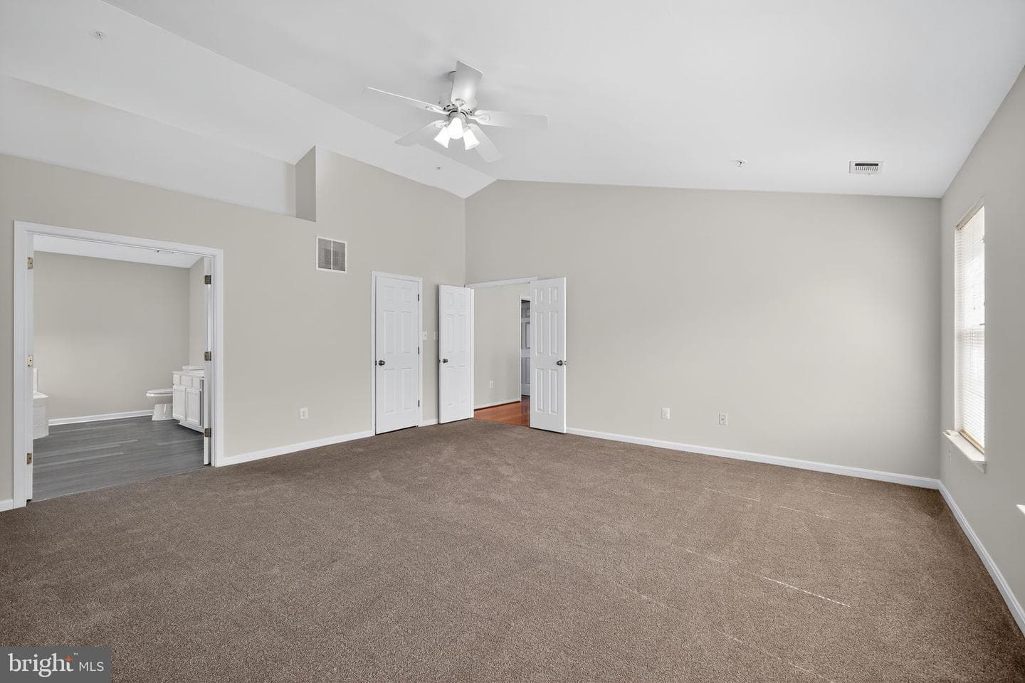 15202 Johnstone Lane photo 17