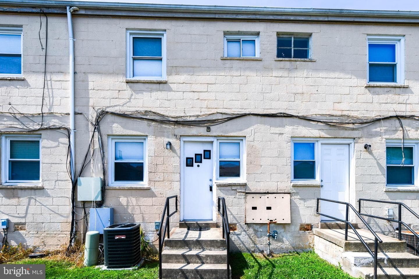 2444 Iverson Street photo 23
