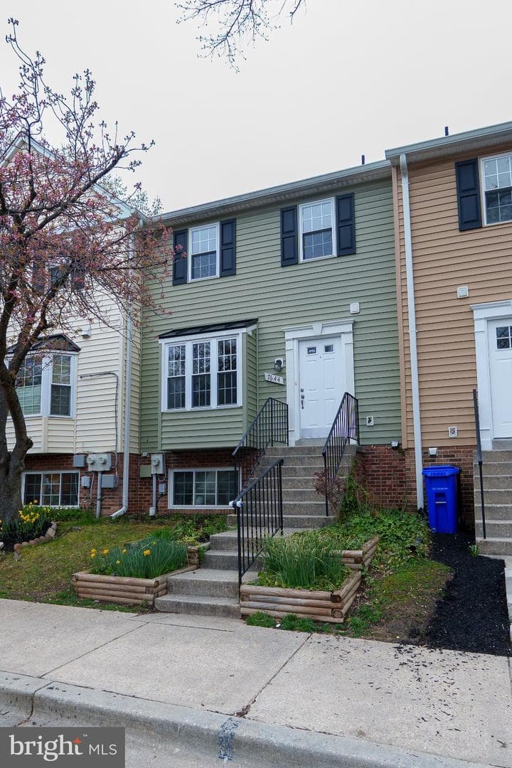 7644 S Arbory Lane #318 photo 3