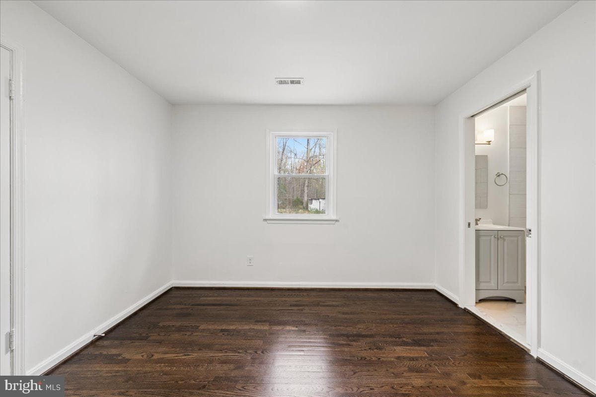 16206 Ashbox Road photo 13