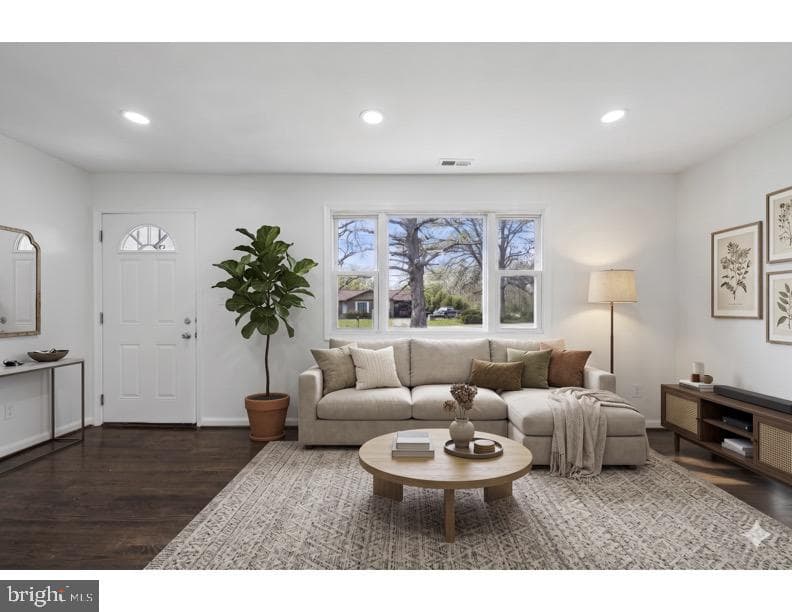 16206 Ashbox Road photo 3