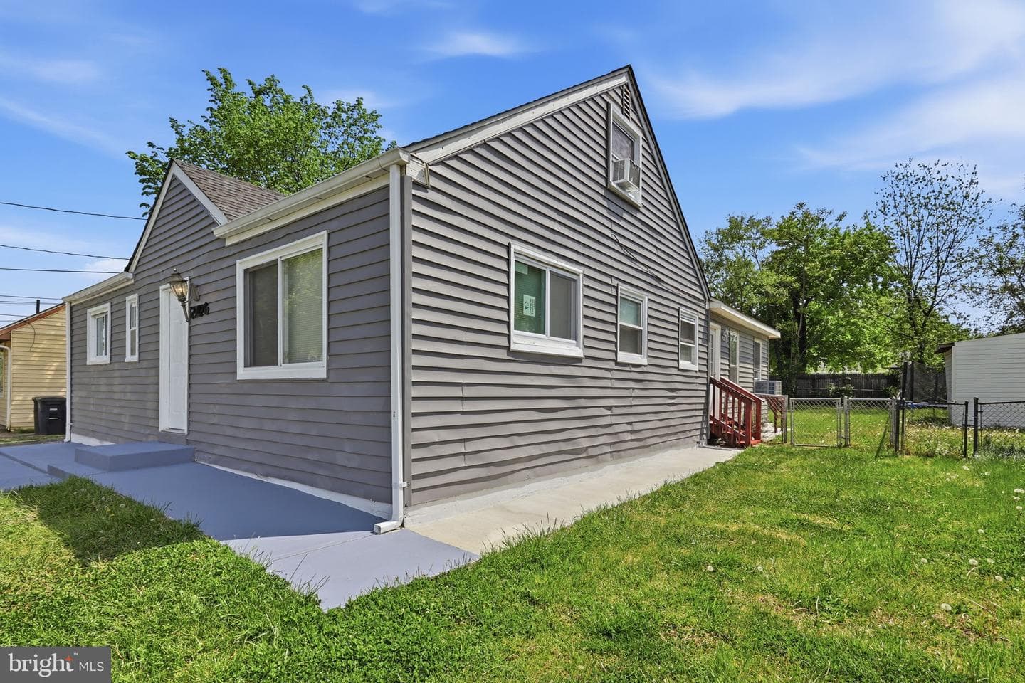 2706 Newglen Avenue photo 2