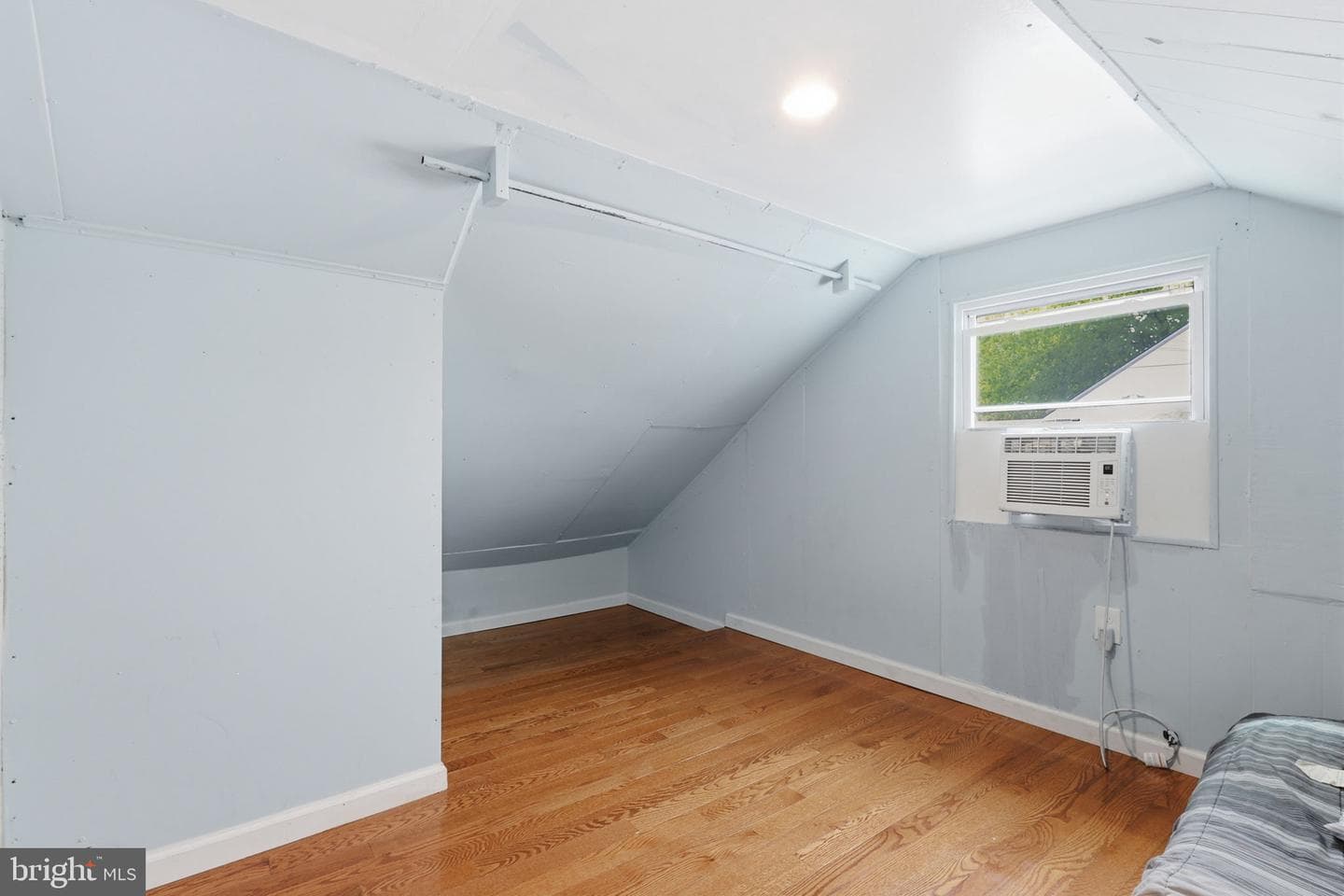 2706 Newglen Avenue photo 23