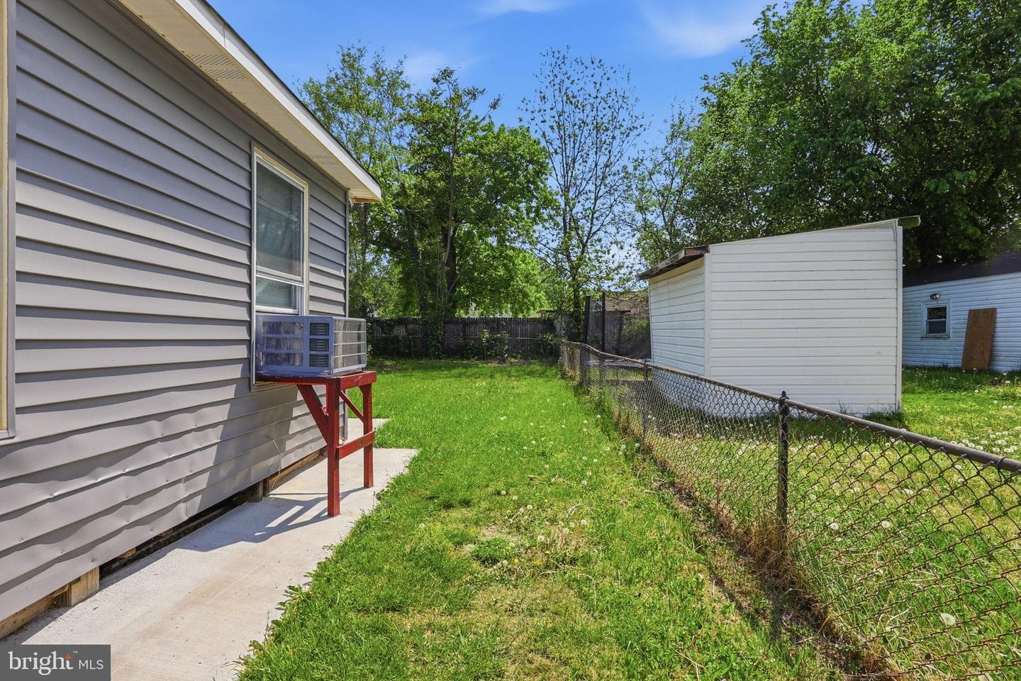2706 Newglen Avenue photo 3