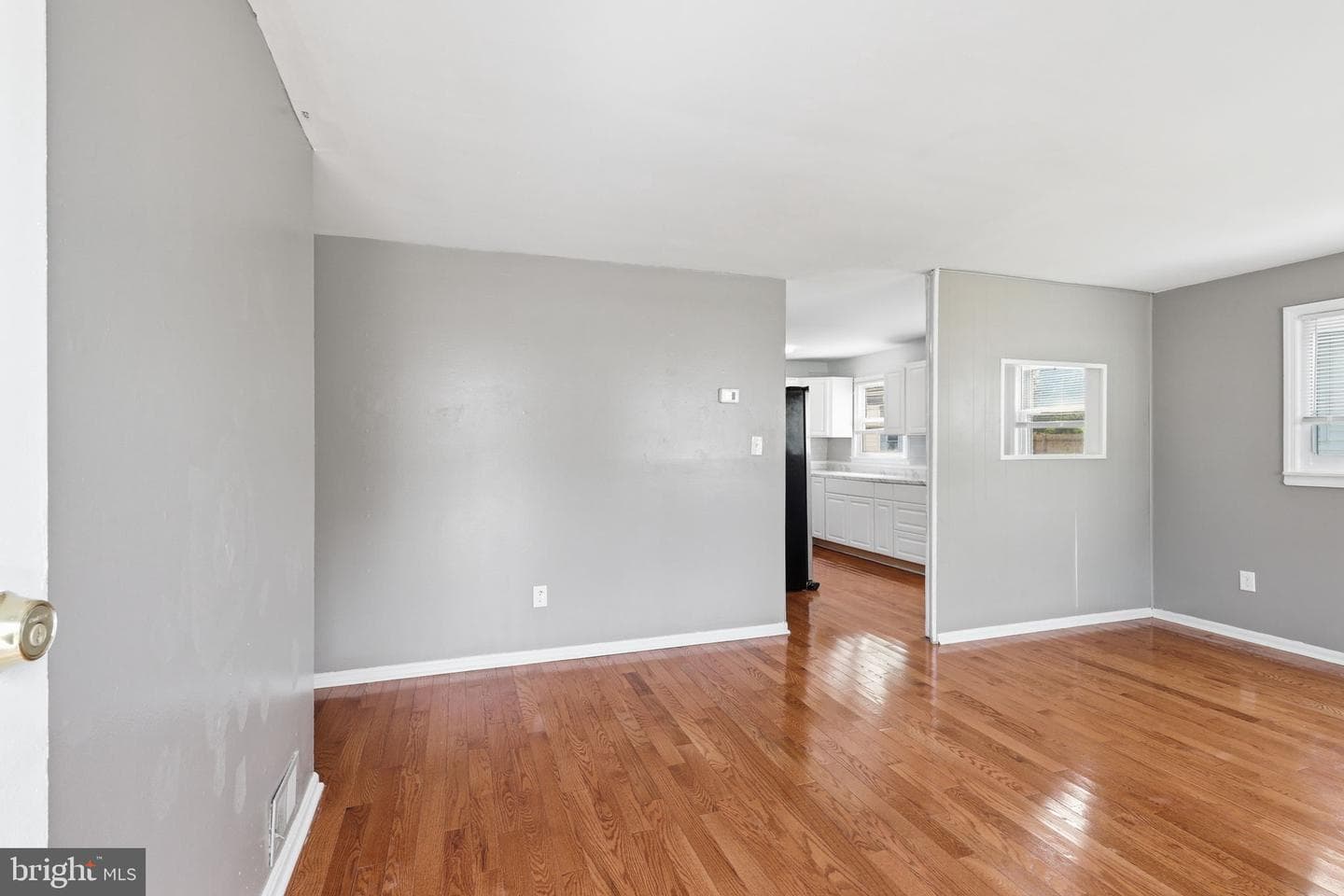 2706 Newglen Avenue photo 6