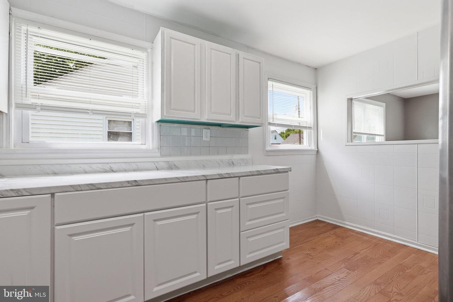 2706 Newglen Avenue photo 9