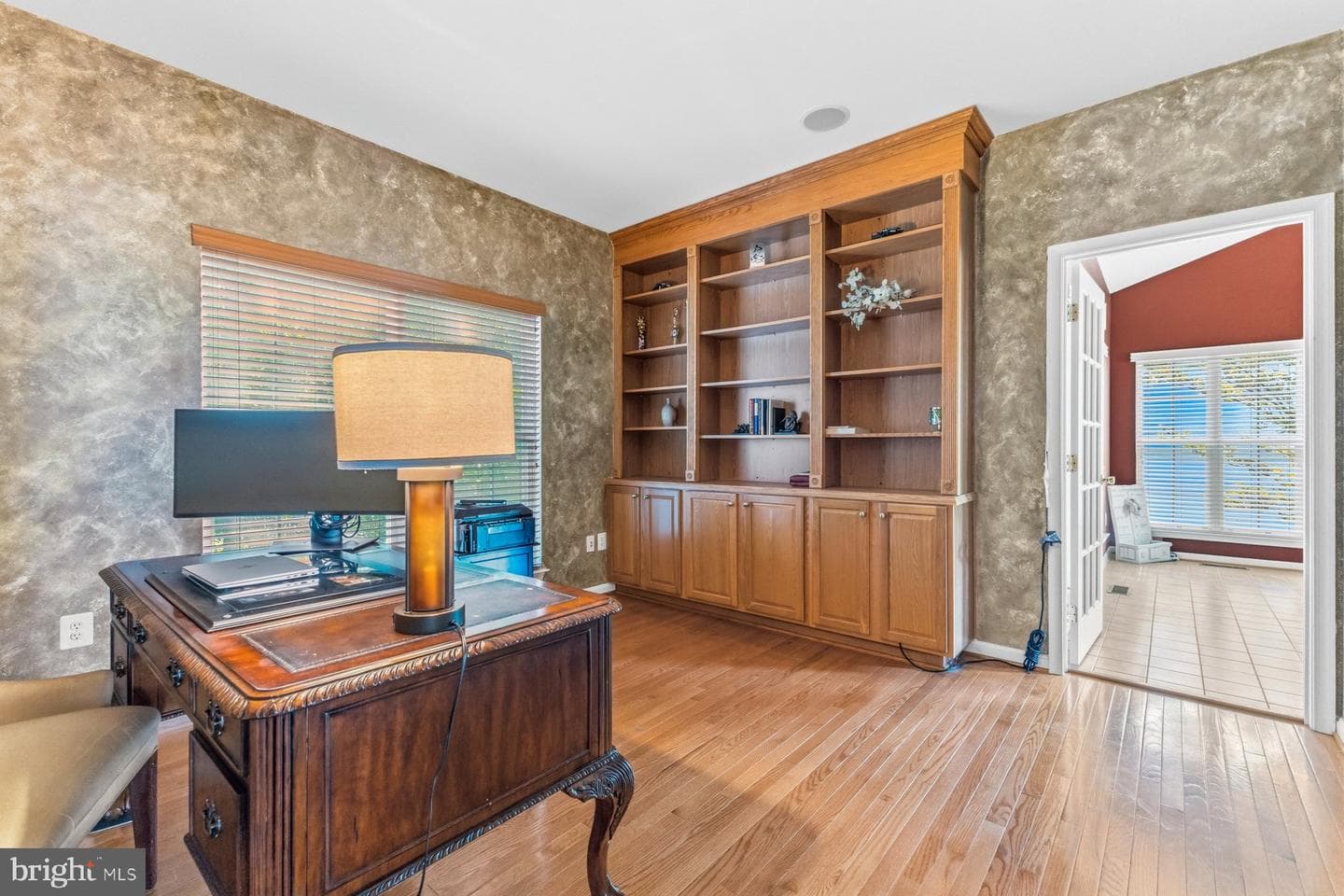 9407 Trumpet Lane photo 17