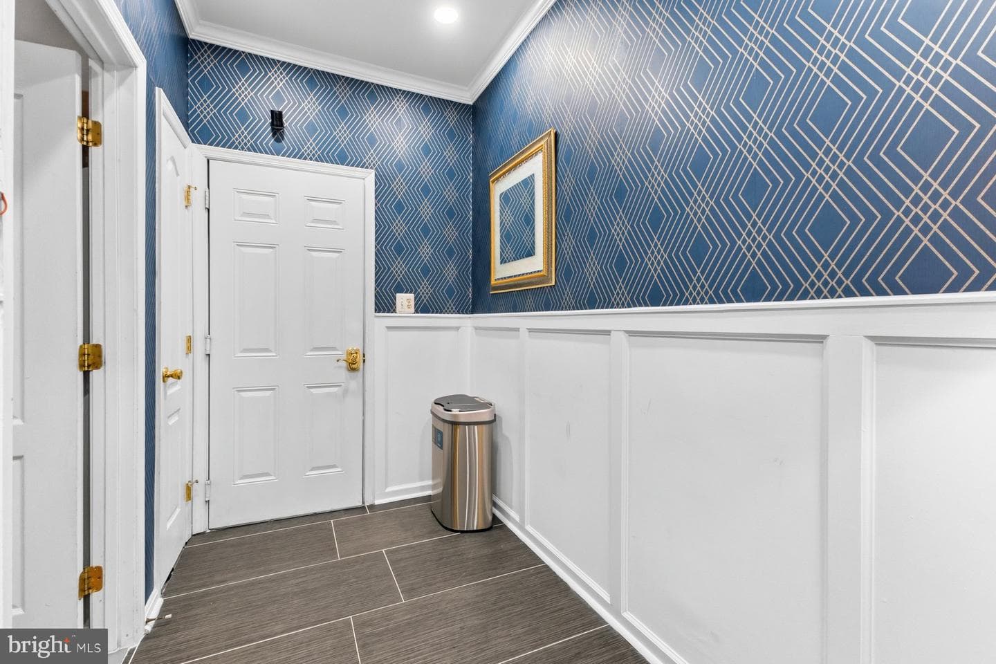 9407 Trumpet Lane photo 18