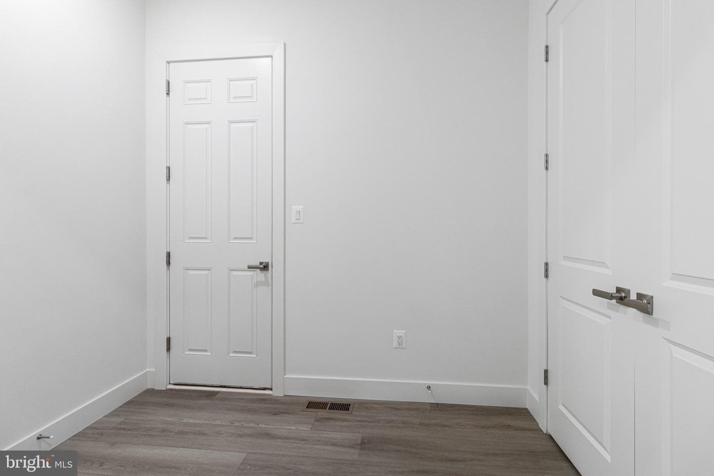 2012 Saint James Road photo 86