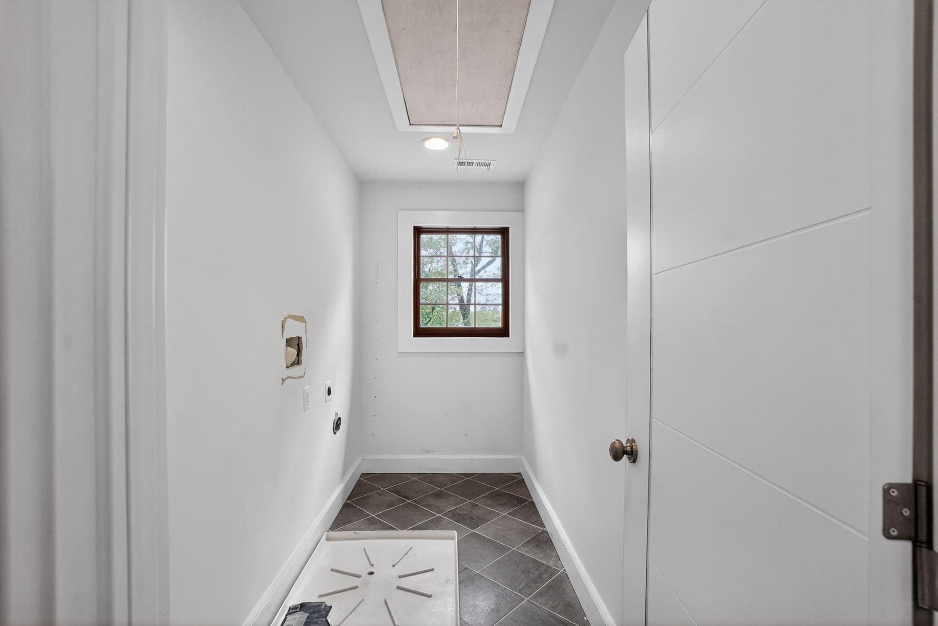 2423 Hannon Street photo 33