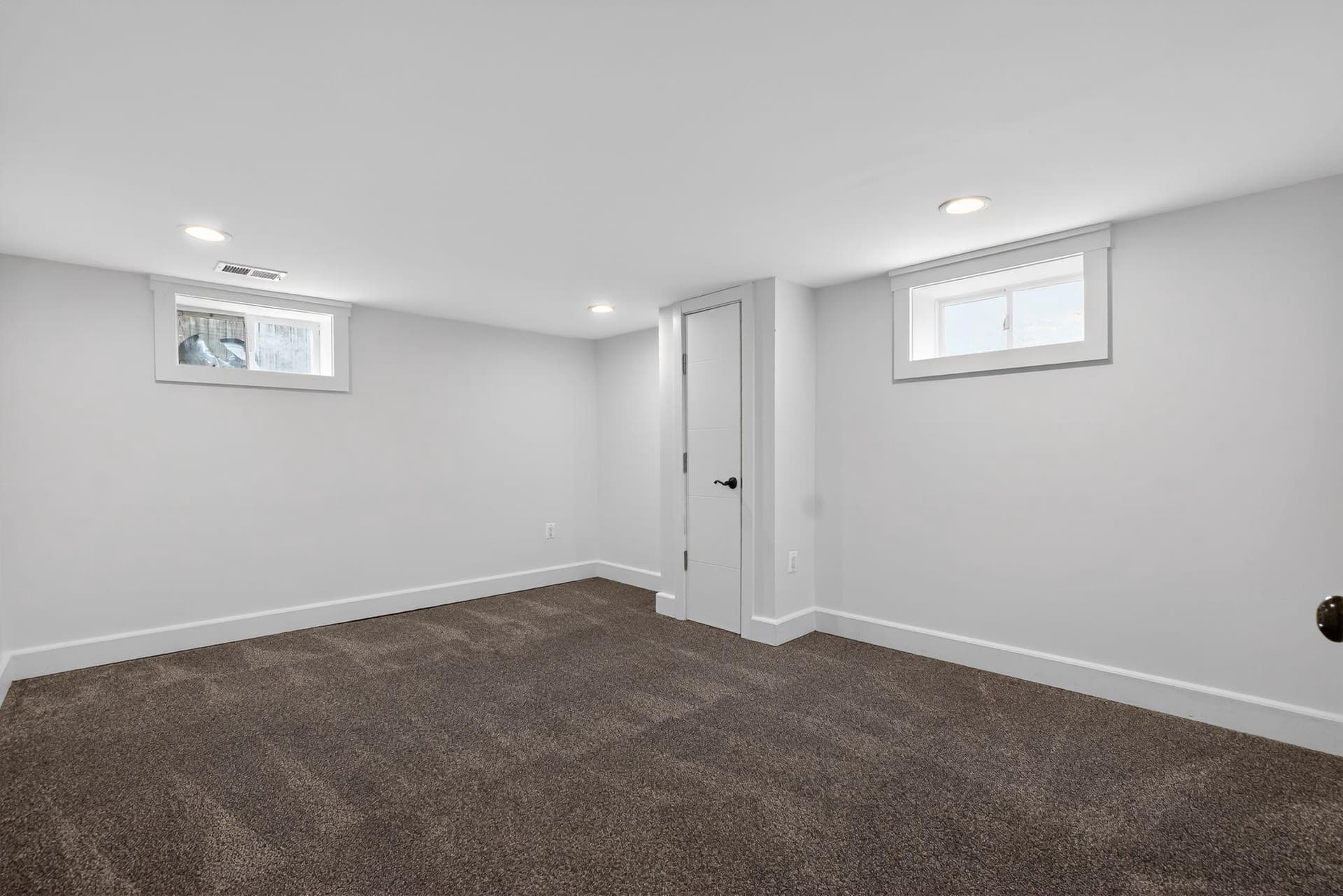 2423 Hannon Street photo 43
