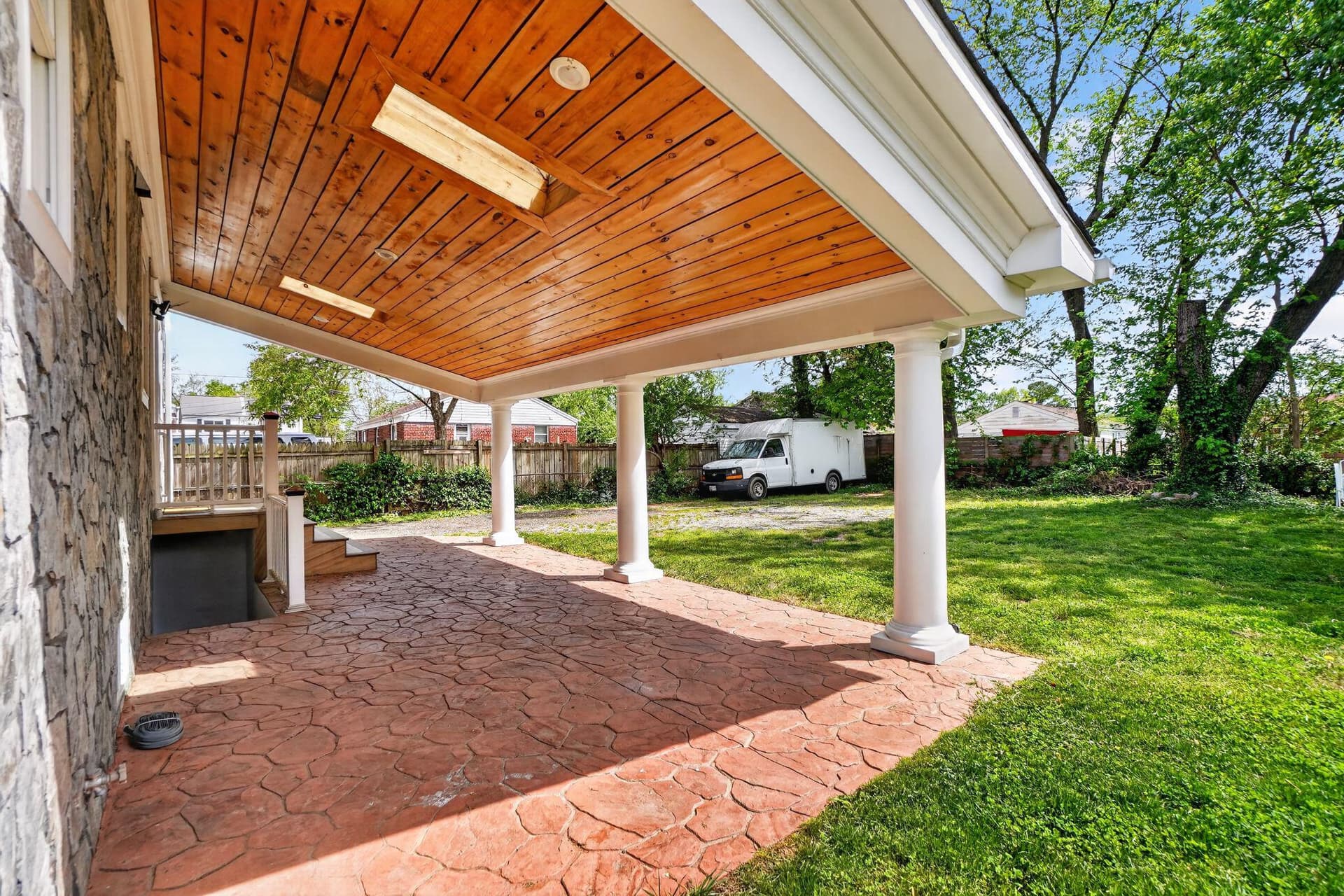 2423 Hannon Street photo 46
