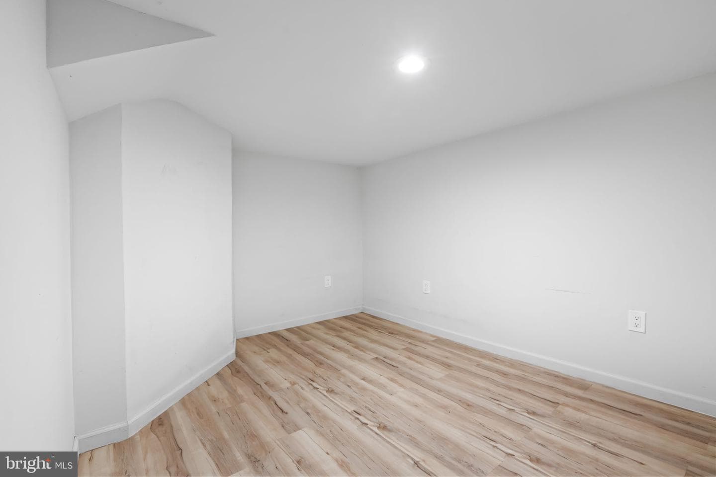 4004 Lawrence Street photo 19