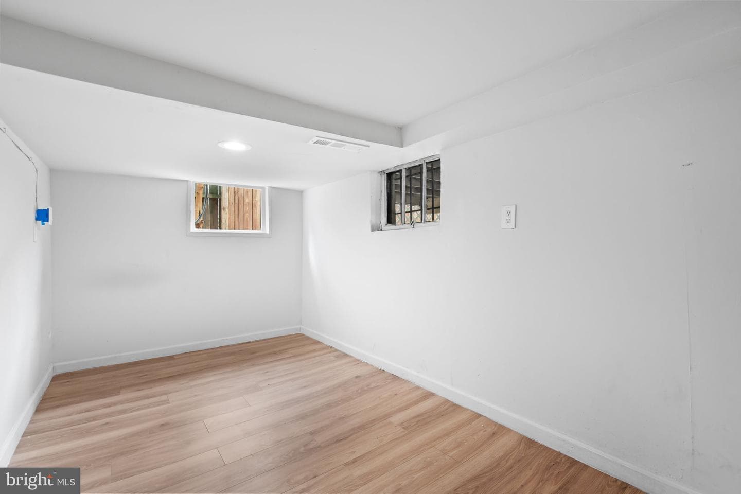 4004 Lawrence Street photo 24