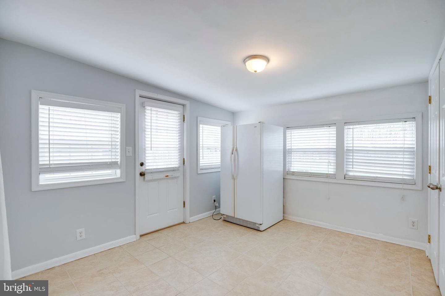 8104 Prince Georges Drive photo 15