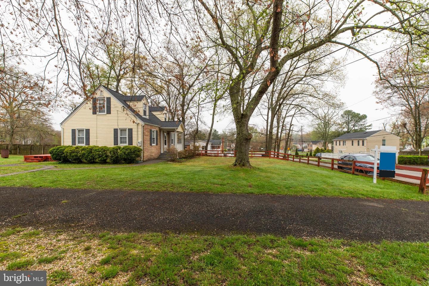 8104 Prince Georges Drive photo 36