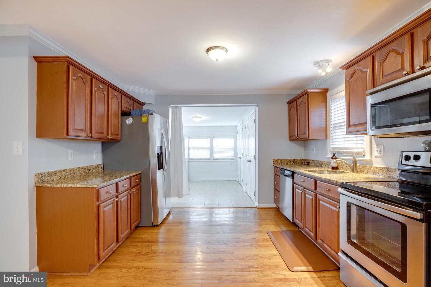 8104 Prince Georges Drive photo 4