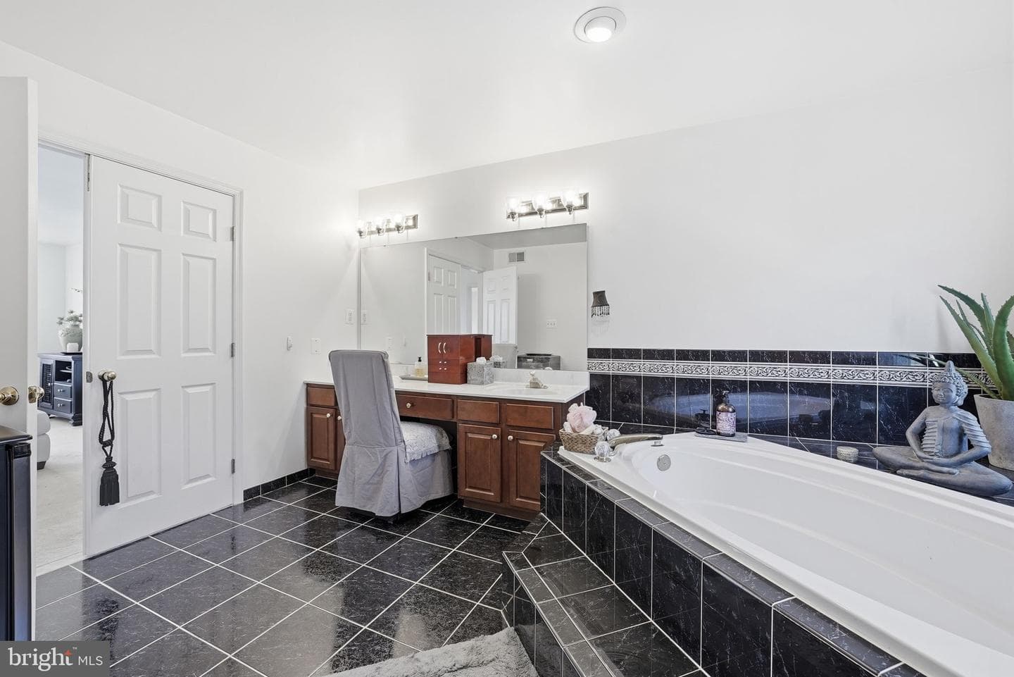 11710 Amer Court photo 40