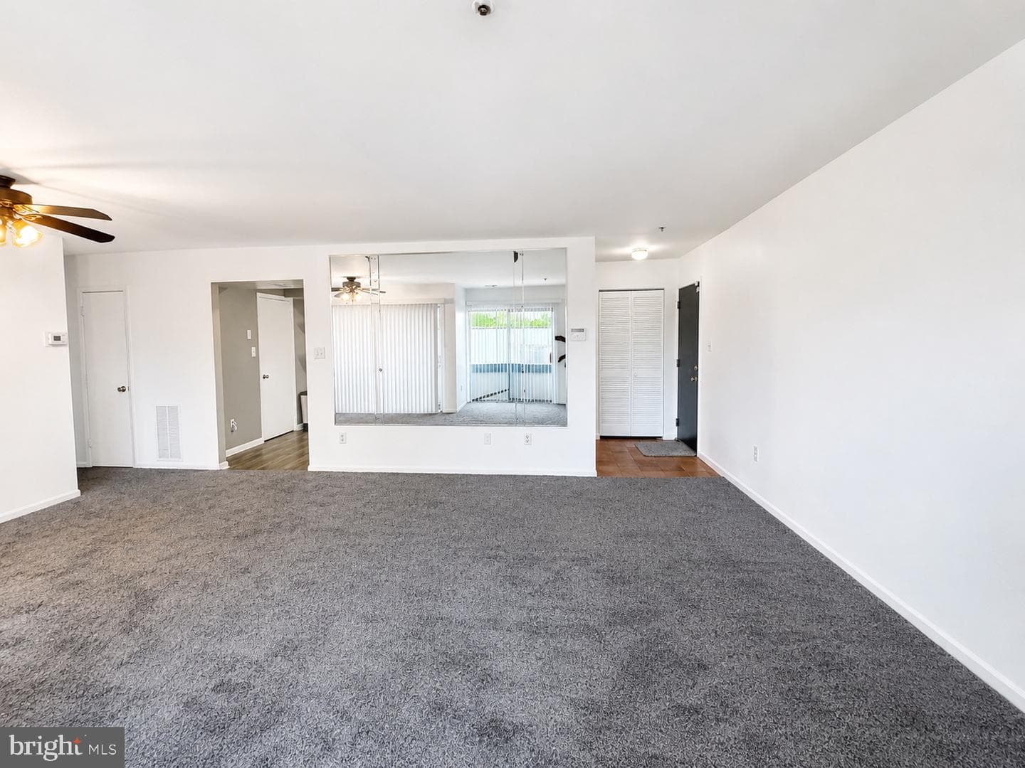 10202 Prince #2-303 photo 6