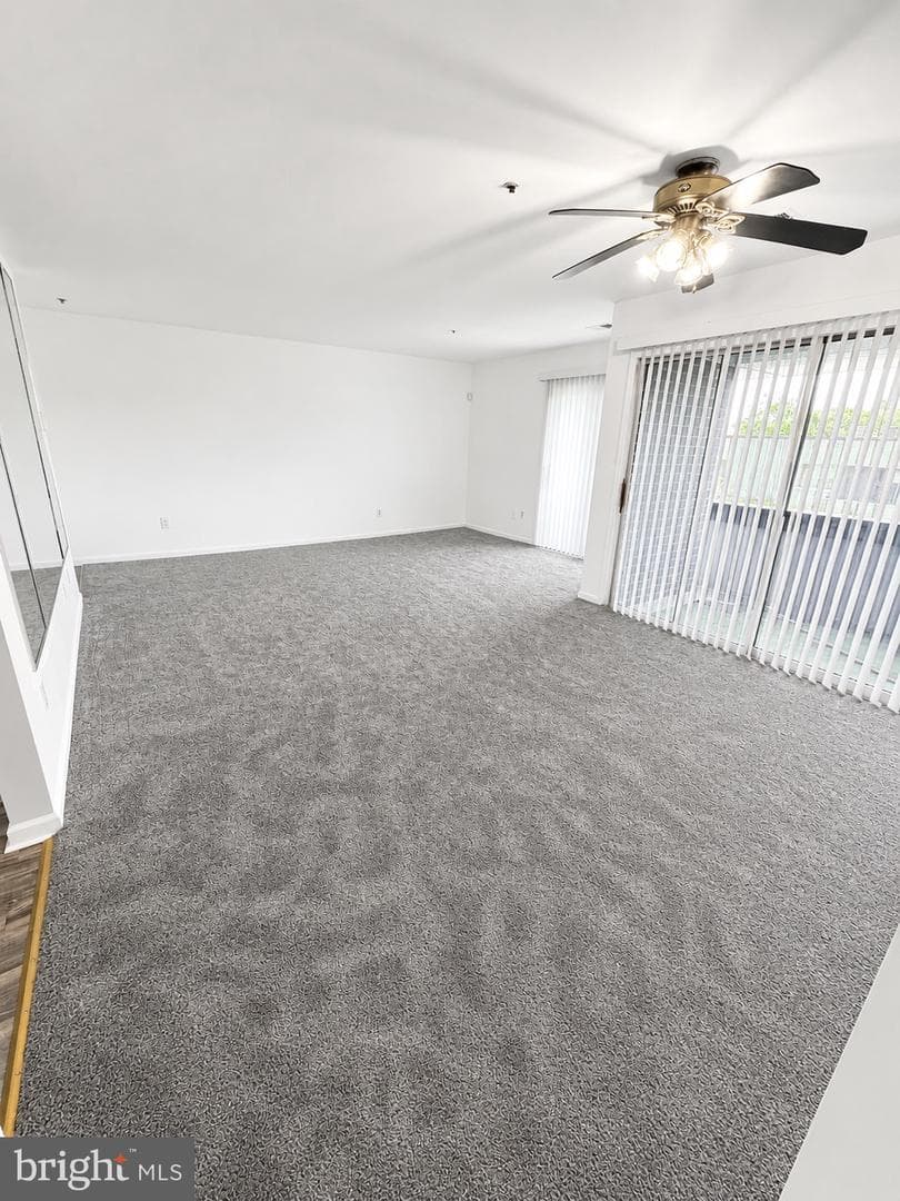 10202 Prince #2-303 photo 8
