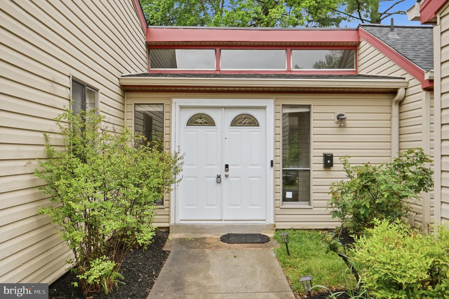 15591 Peach Walker Drive photo 3