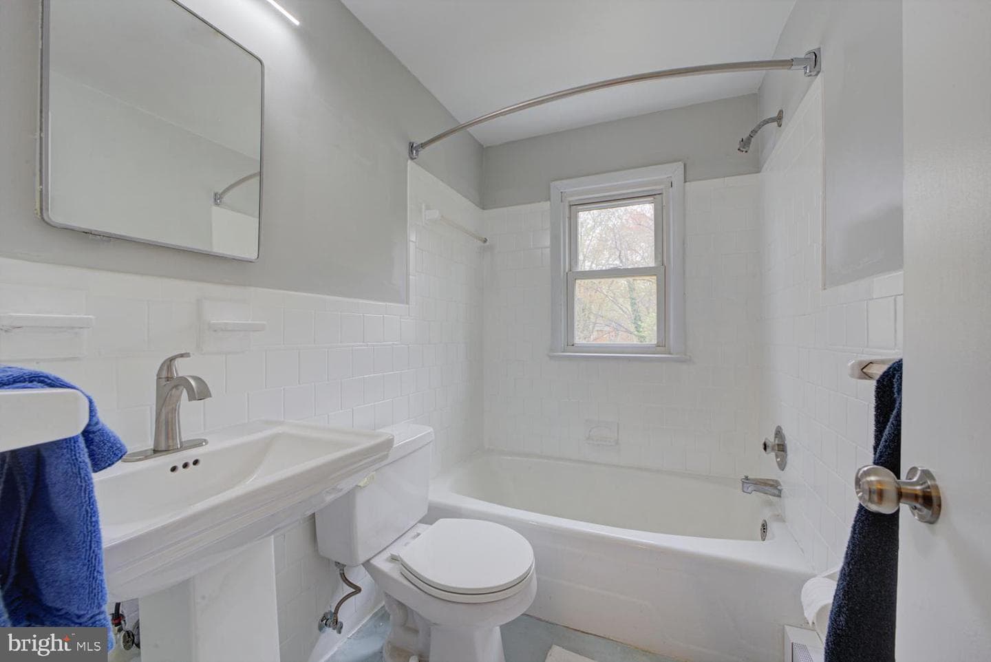 6504 Baltimore photo 16