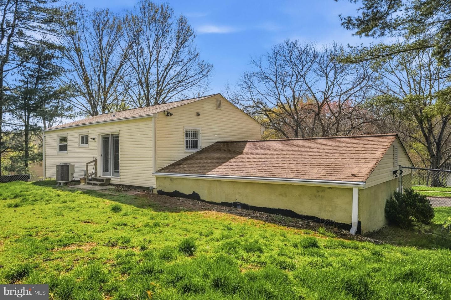 10202 Le Fevre Drive photo 7