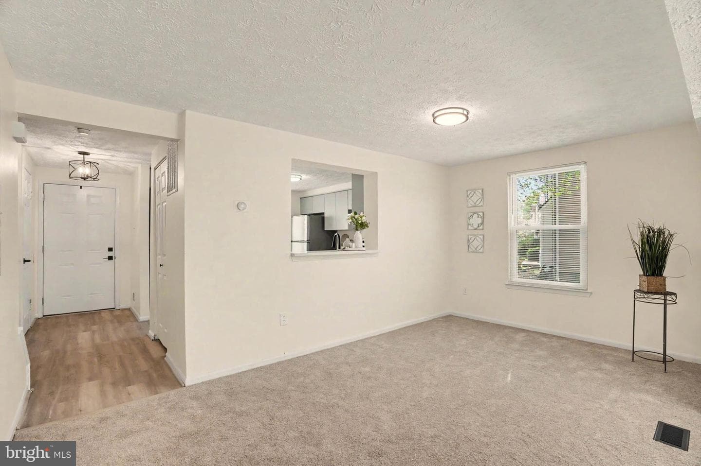 7632 Mandan Road photo 5