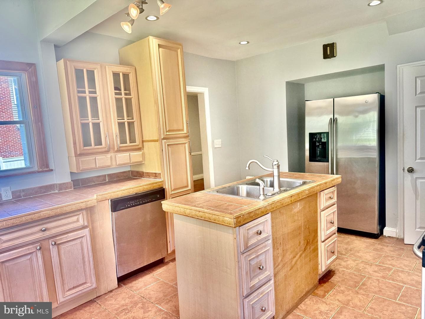 6506 Gateway Boulevard photo 14