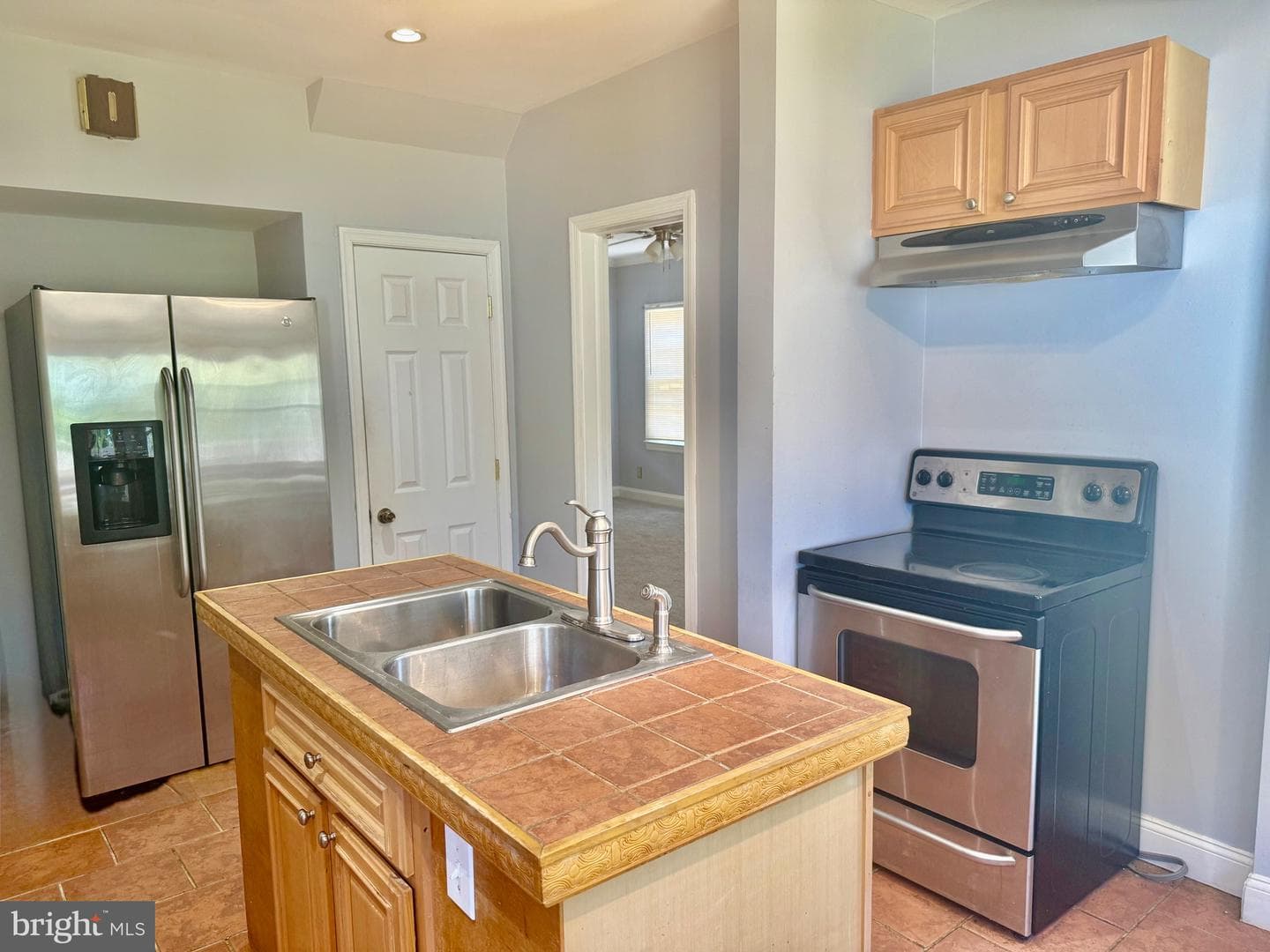 6506 Gateway Boulevard photo 15