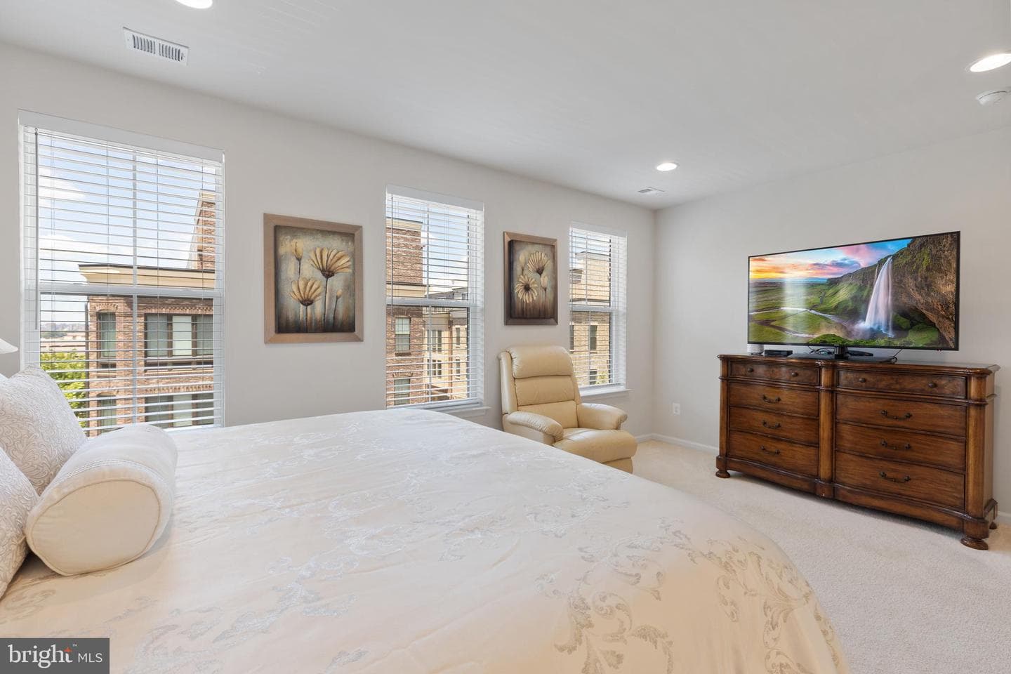510 Harborview Drive photo 22