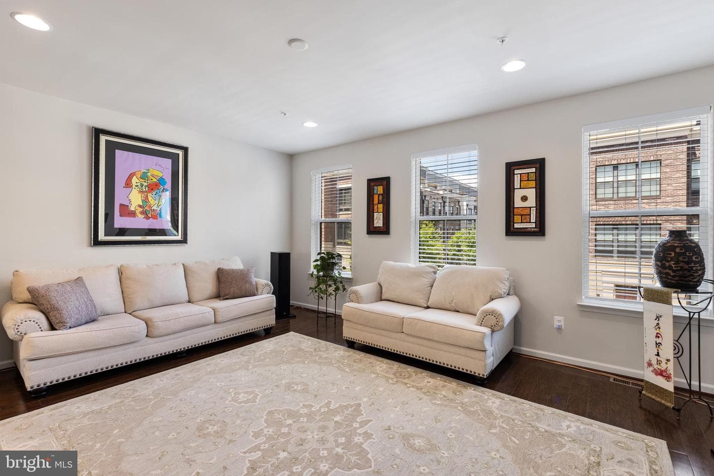 510 Harborview Drive photo 5