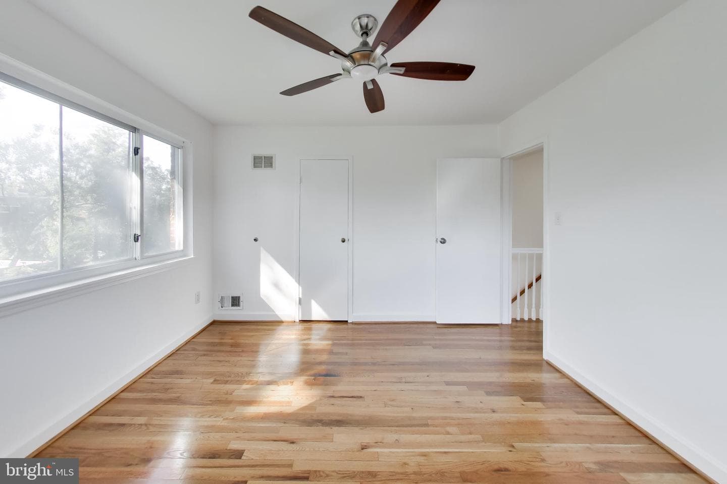 637 Maury Avenue photo 13