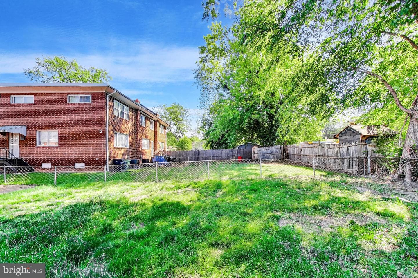 637 Maury Avenue photo 31