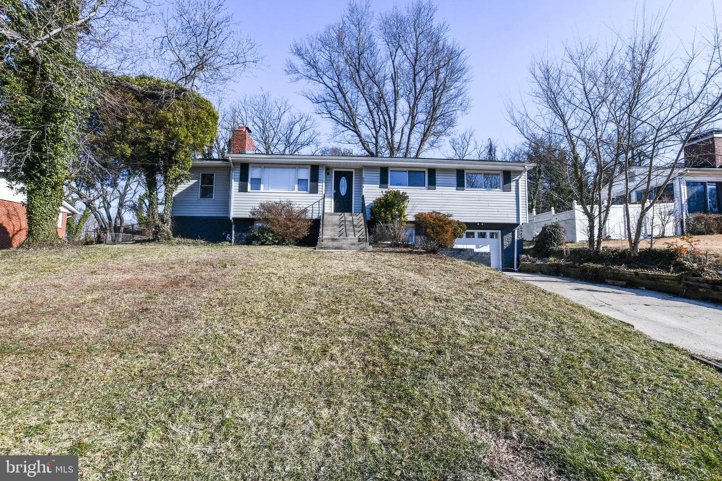 6008 Middleton Lane