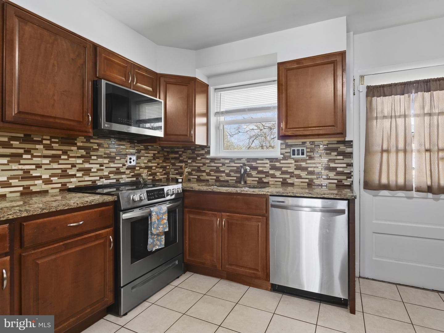 3908 Brinkley Road photo 11