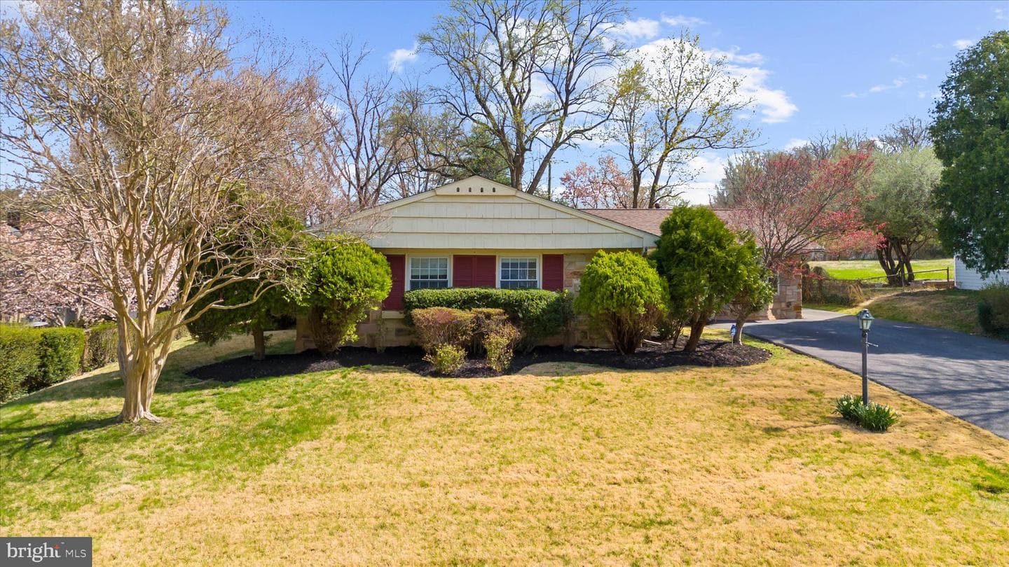 12802 Kemper Lane photo 3