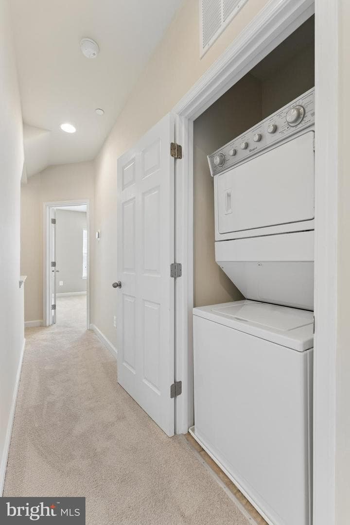 7205 Barrberry Lane photo 15