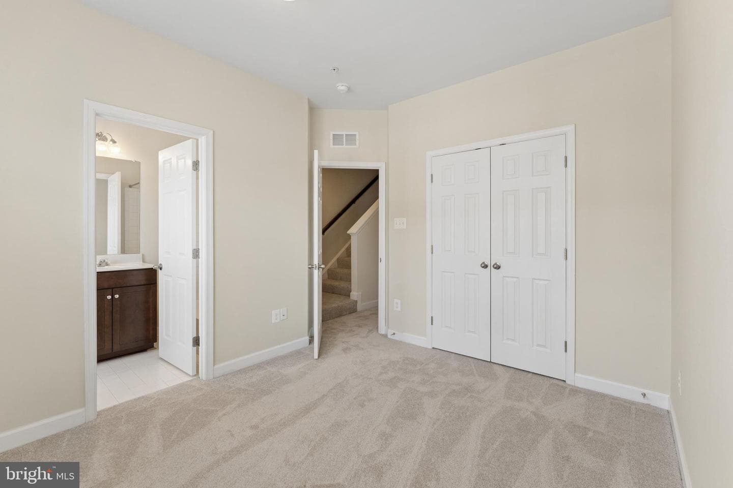 7205 Barrberry Lane photo 32