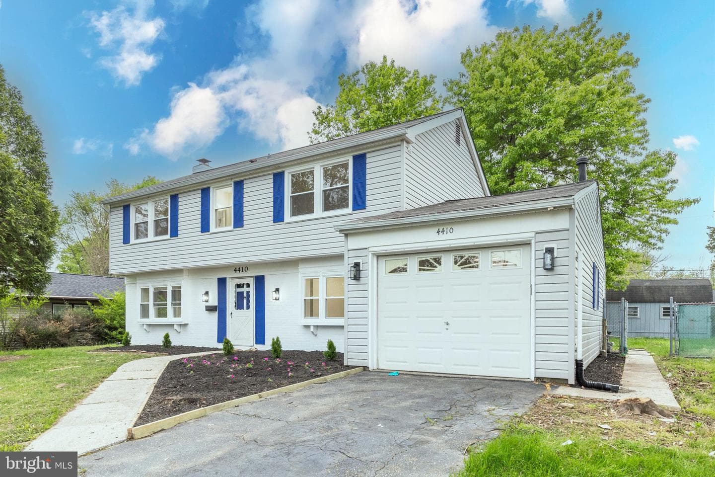 4410 Ockford Lane photo 2