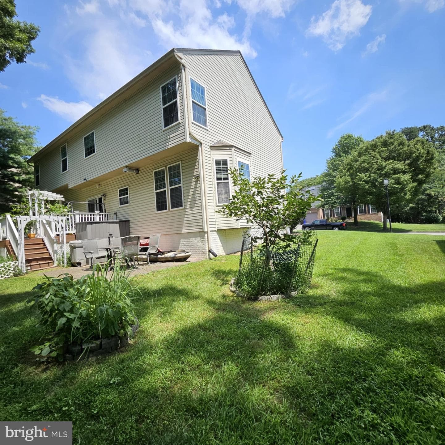 7605 Stratfield Lane photo 38