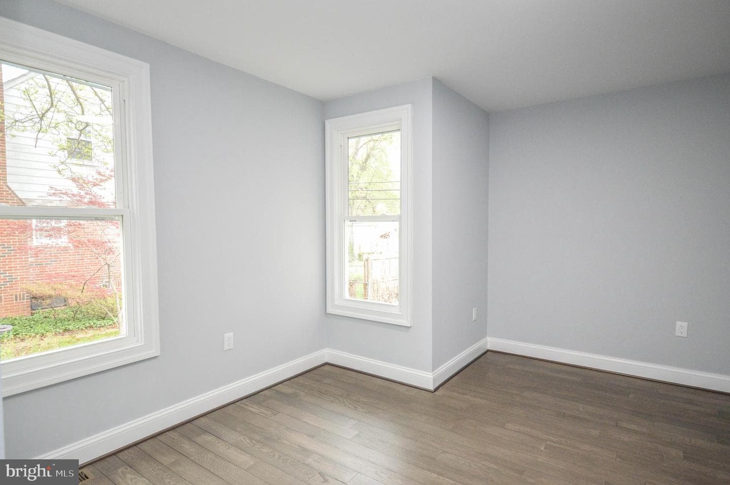 2807 Belleview photo 25