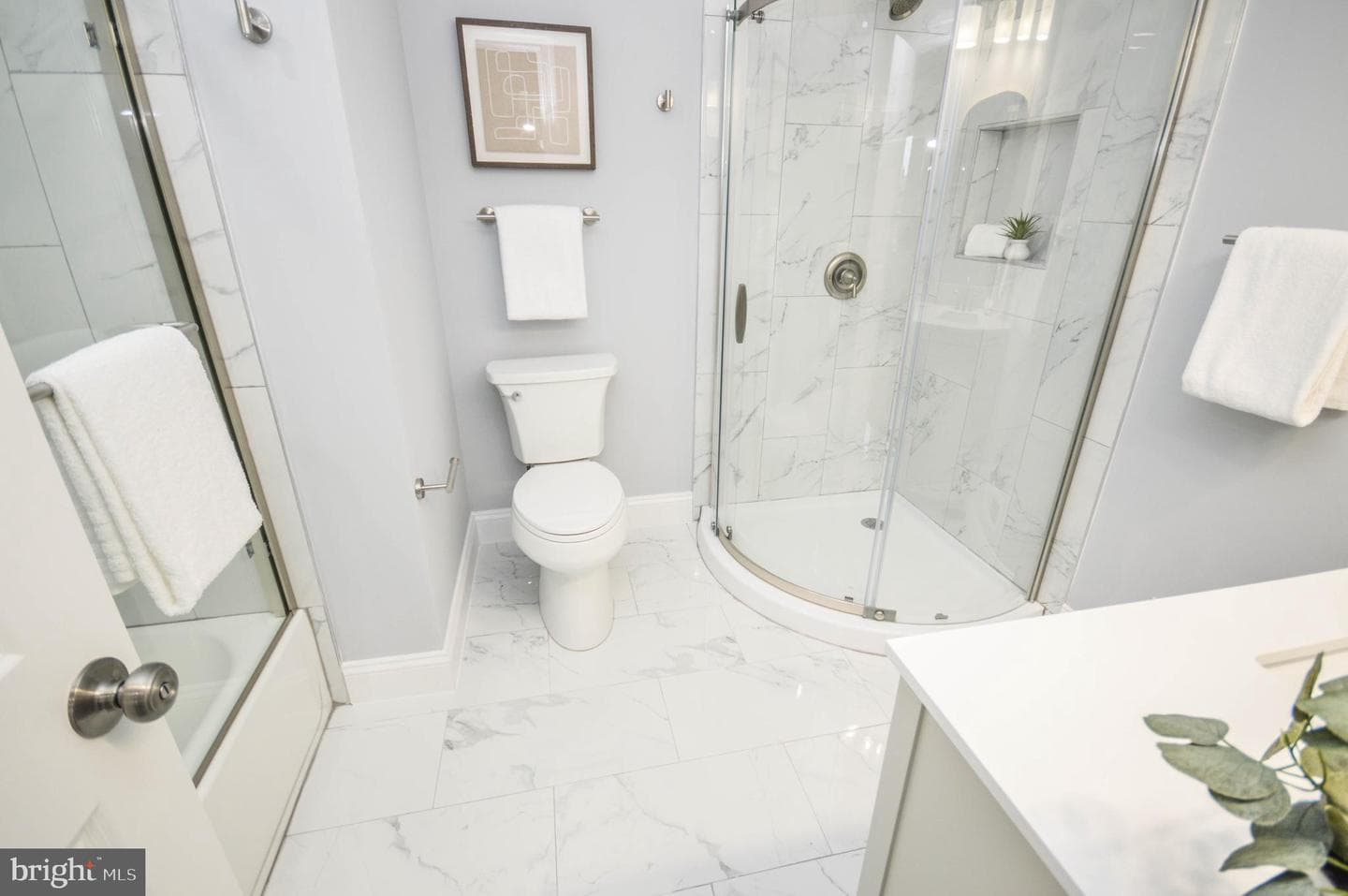 2807 Belleview photo 32